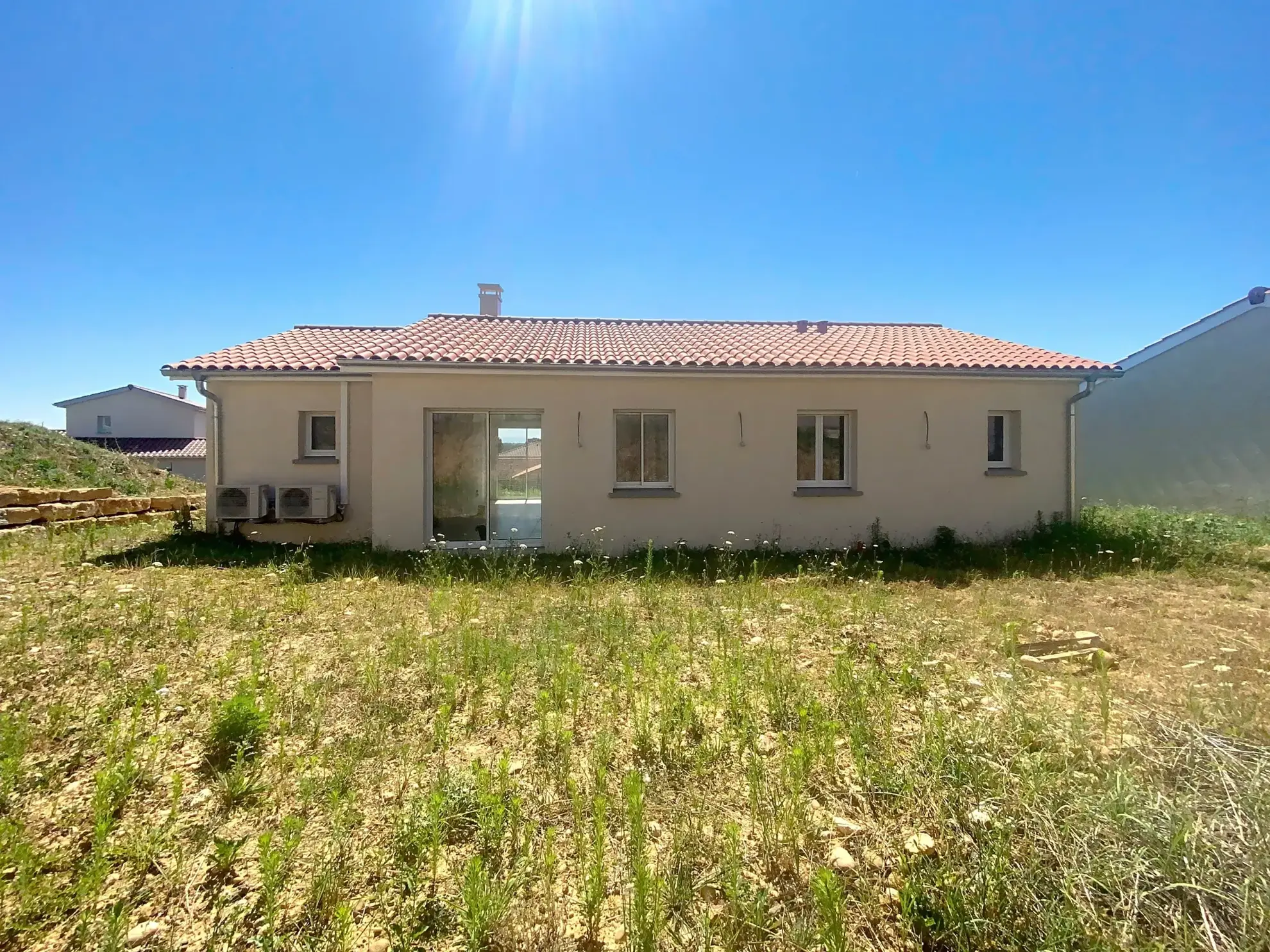 Maison neuve individuelle à Chanoz Chatenay avec terrain de 600 m² 
