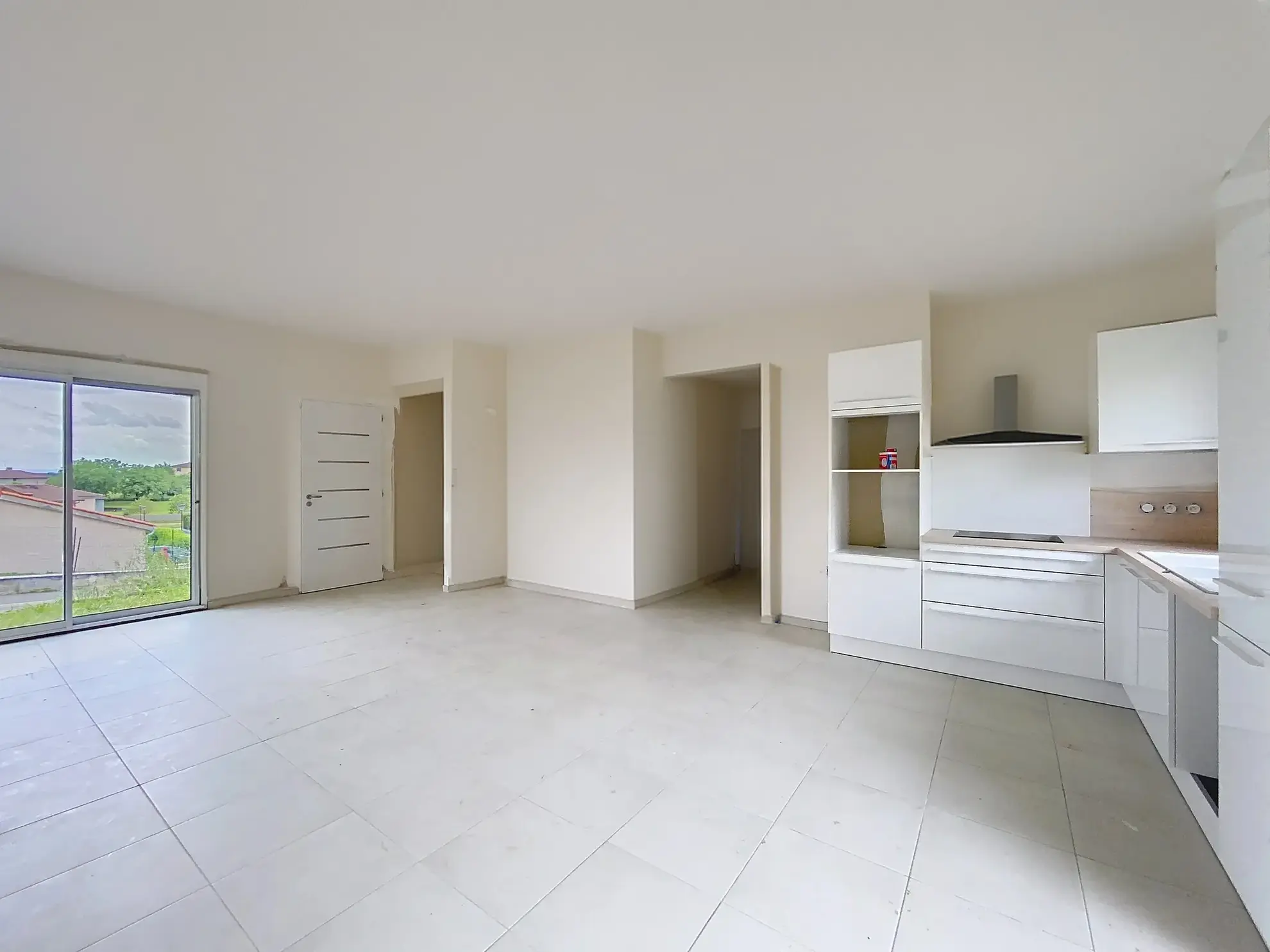 Maison neuve individuelle à Chanoz Chatenay avec terrain de 600 m² 