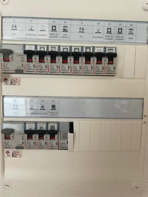 Appartement 3 pièces à Torcy, proche commodités, avec balcon et box 