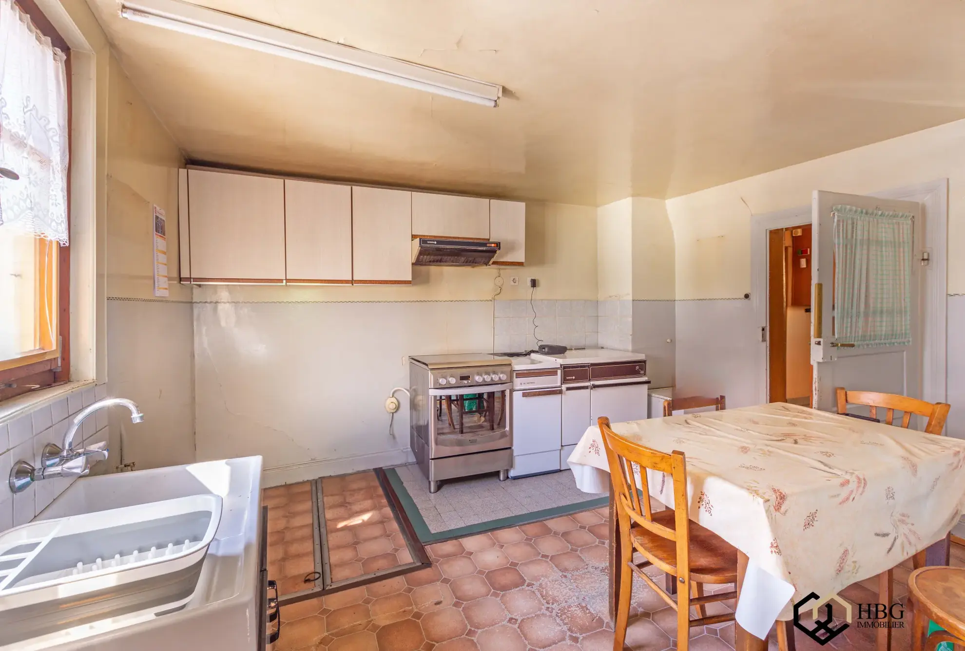 Maison alsacienne à fort potentiel avec terrain et dépendances à Rittershoffen 