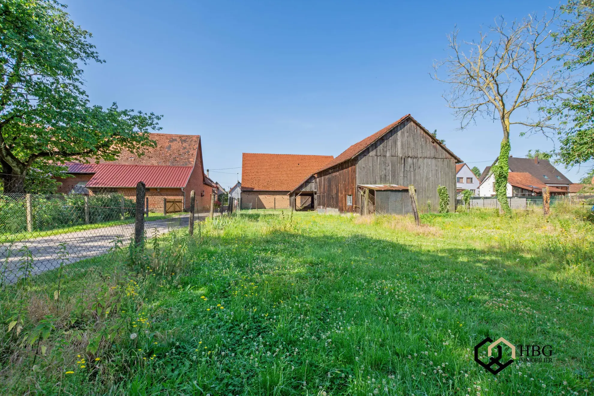 Maison alsacienne à fort potentiel avec terrain et dépendances à Rittershoffen 