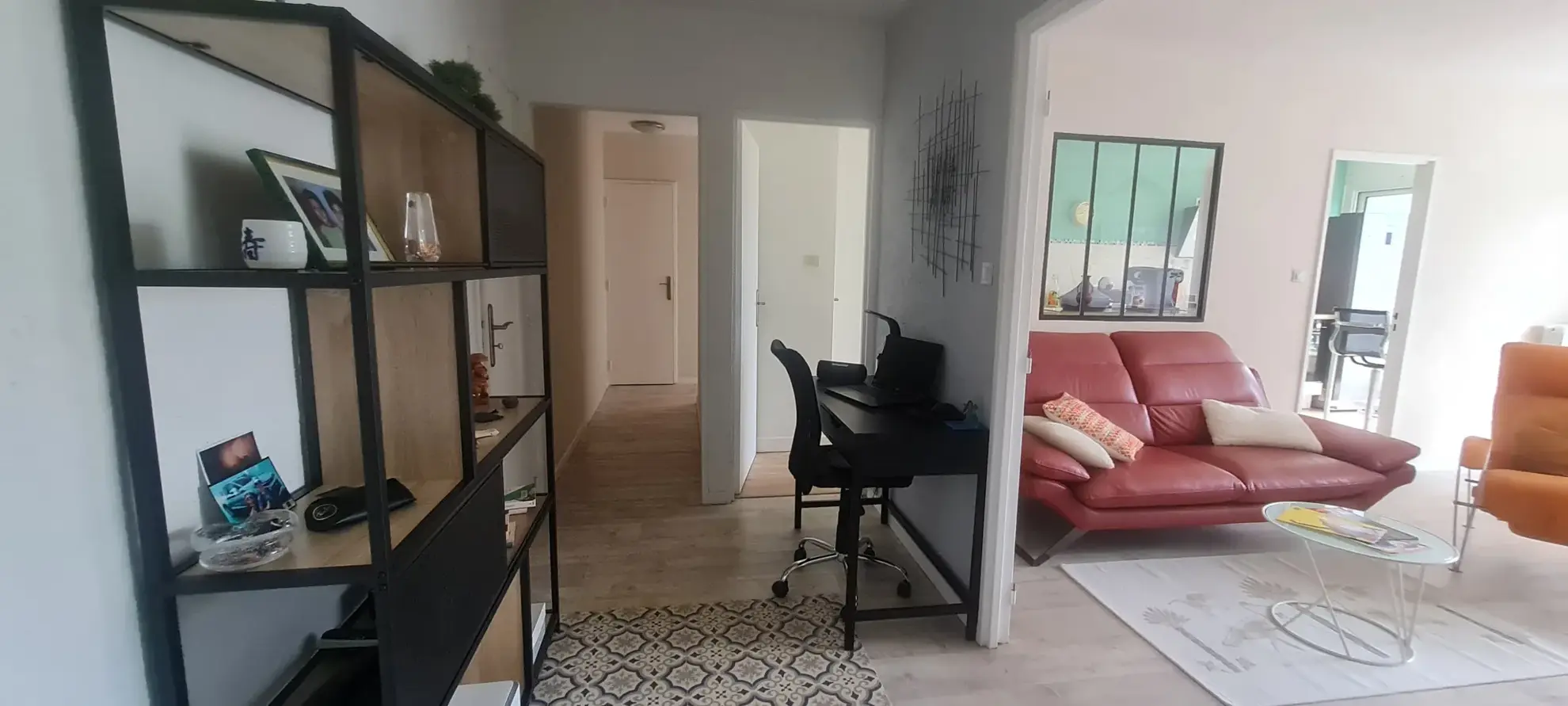 Appartement T2 de 66 m² à Cournon d’Auvergne avec vue et parking 