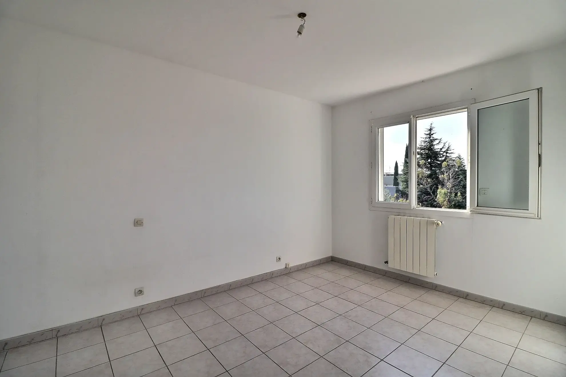 Appartement 3 pièces avec terrasse et double parking à Mauguio (34130) 