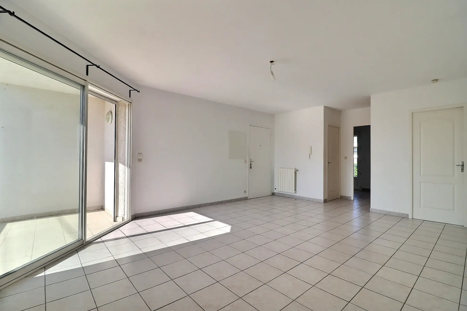 Appartement 3 pièces avec terrasse et double parking à Mauguio (34130) 