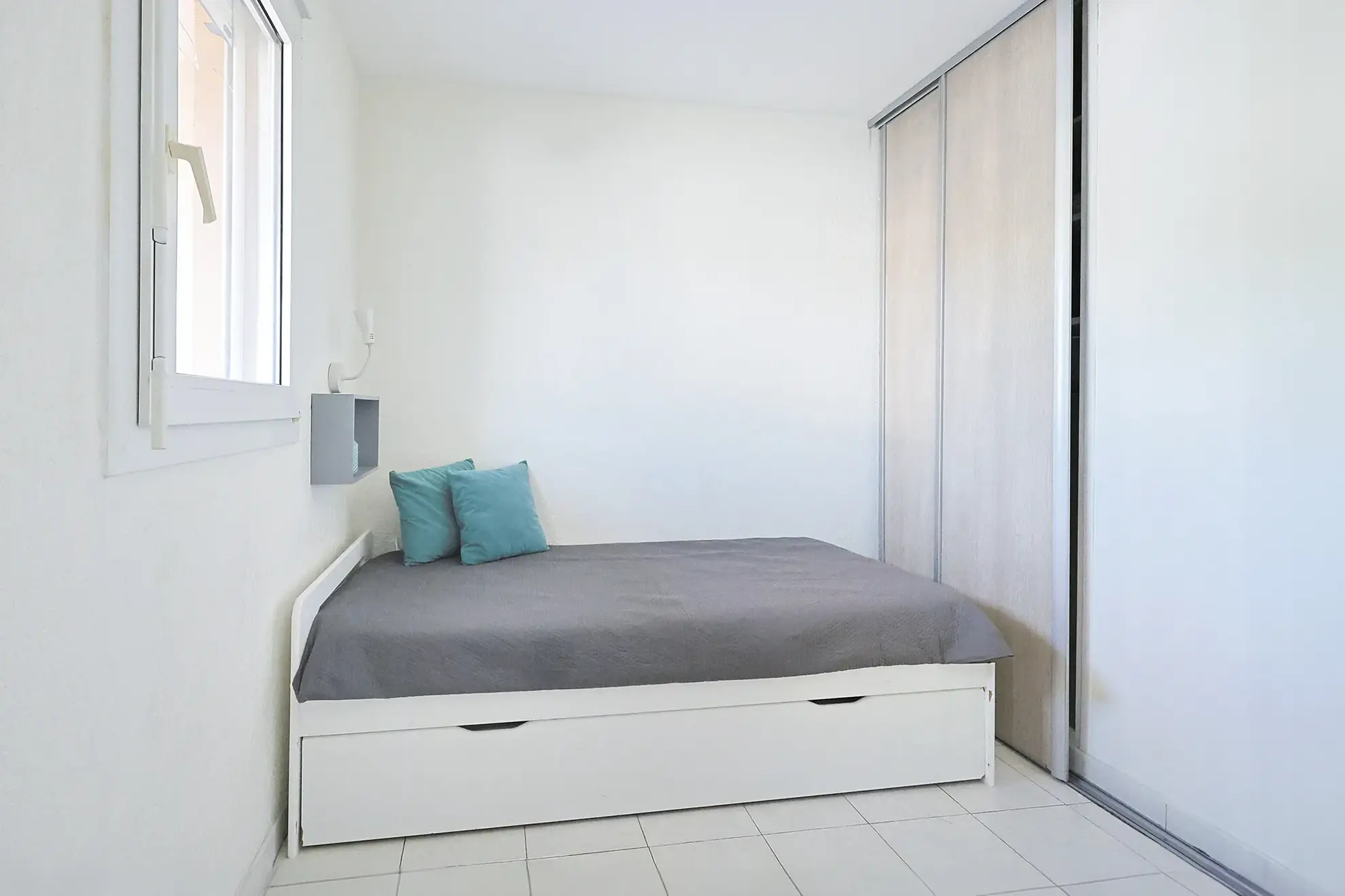 Charmant T2 à Carqueiranne avec terrasse proche centre-ville et plages 