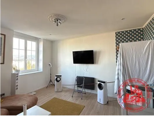 Appartement T4 à vendre à Saint-Étienne en vente aux enchères – 30 000 €