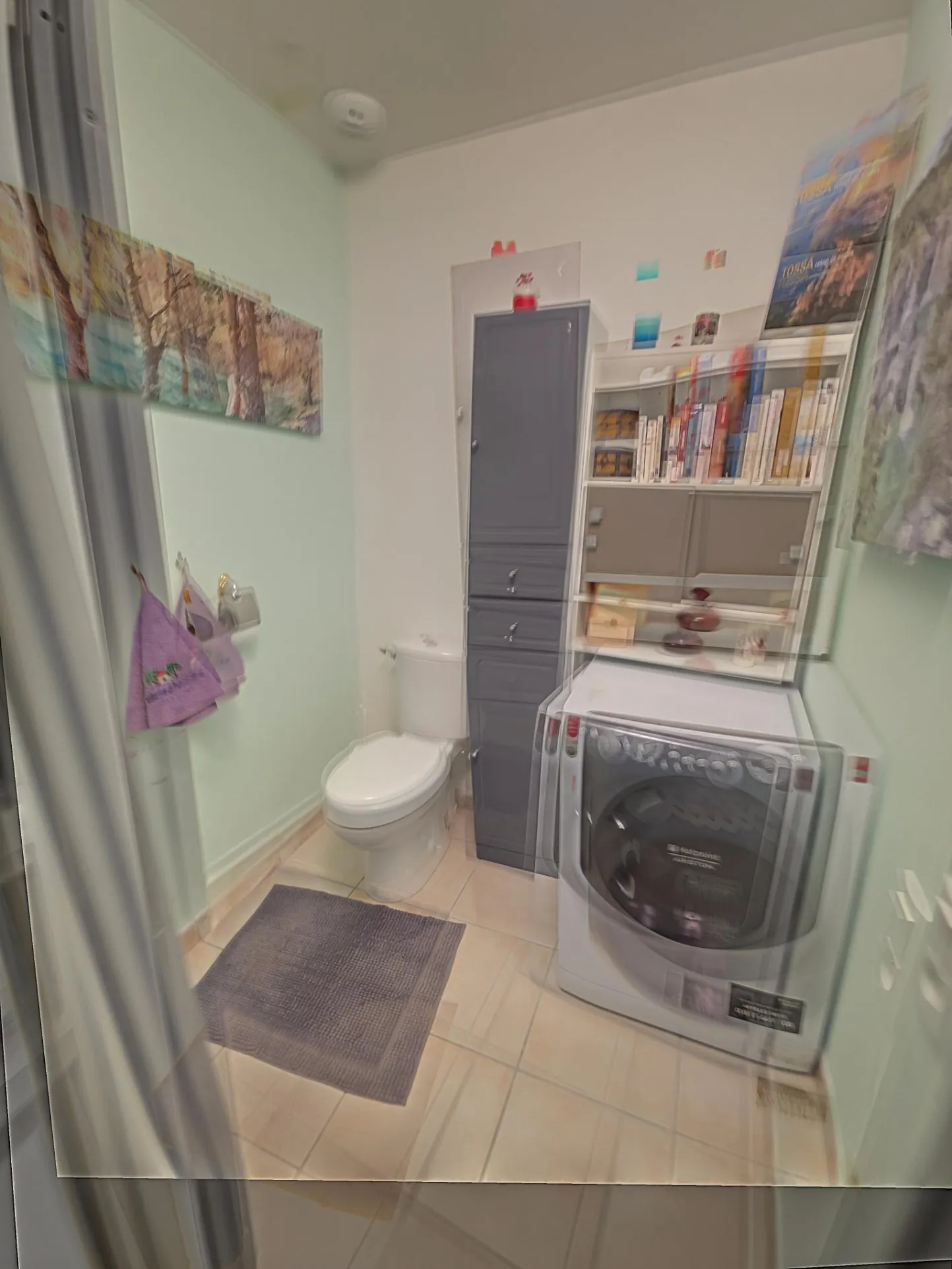 Appartement T3 sécurisé de 61 m² à Ruoms avec parking et espaces loisirs 