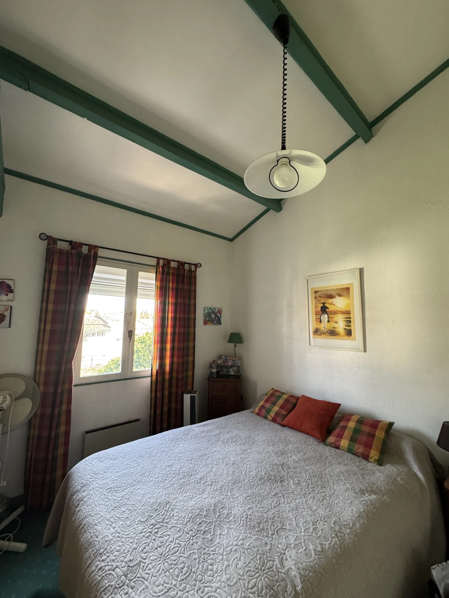 Magnifique villa de 127 m² à Vauvert avec piscine, 4 chambres et garage 