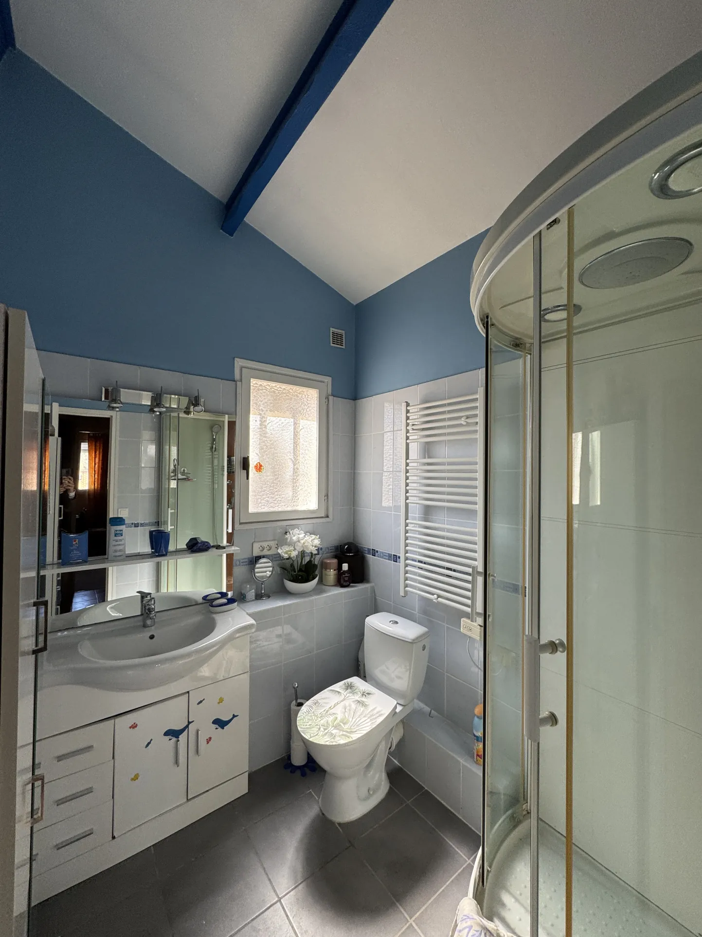 Magnifique villa de 127 m² à Vauvert avec piscine, 4 chambres et garage 