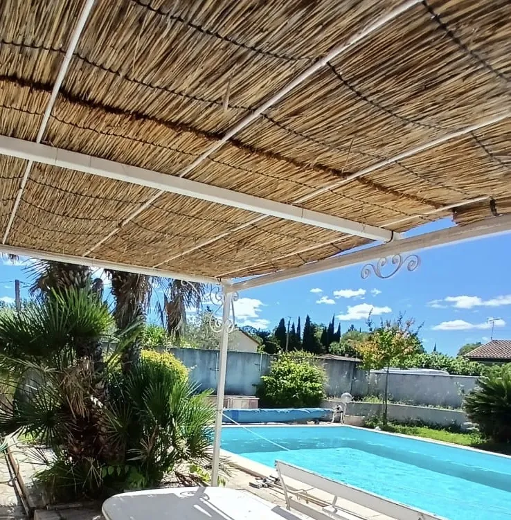 Magnifique villa de 127 m² à Vauvert avec piscine, 4 chambres et garage 