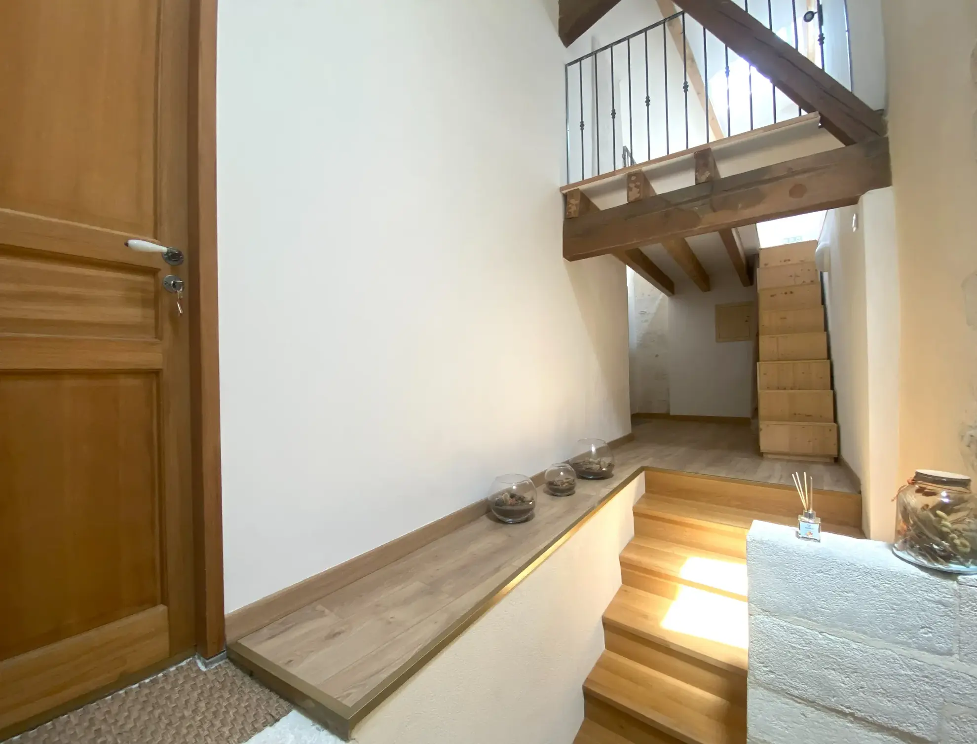 Maison de village à vendre à Domazan, potentiel familial et locatif dans un cadre charmant 