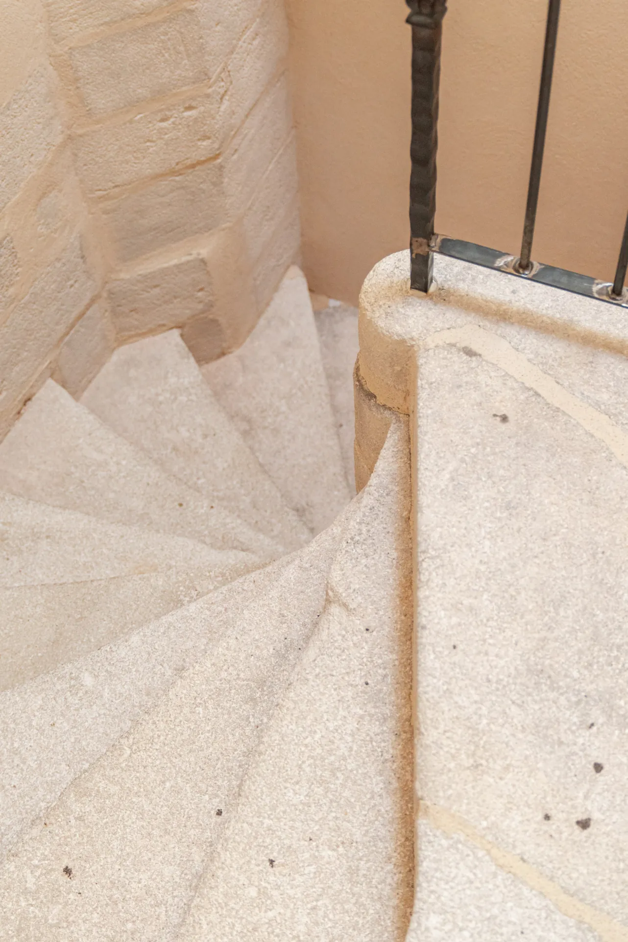 Maison de village à vendre à Domazan, potentiel familial et locatif dans un cadre charmant 