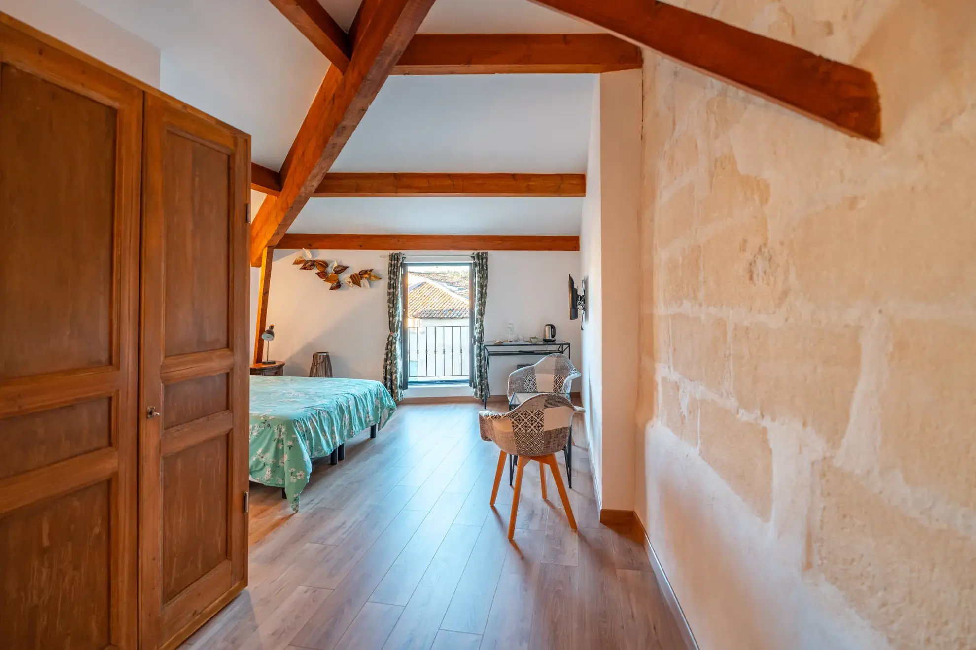 Maison de village à vendre à Domazan, potentiel familial et locatif dans un cadre charmant 