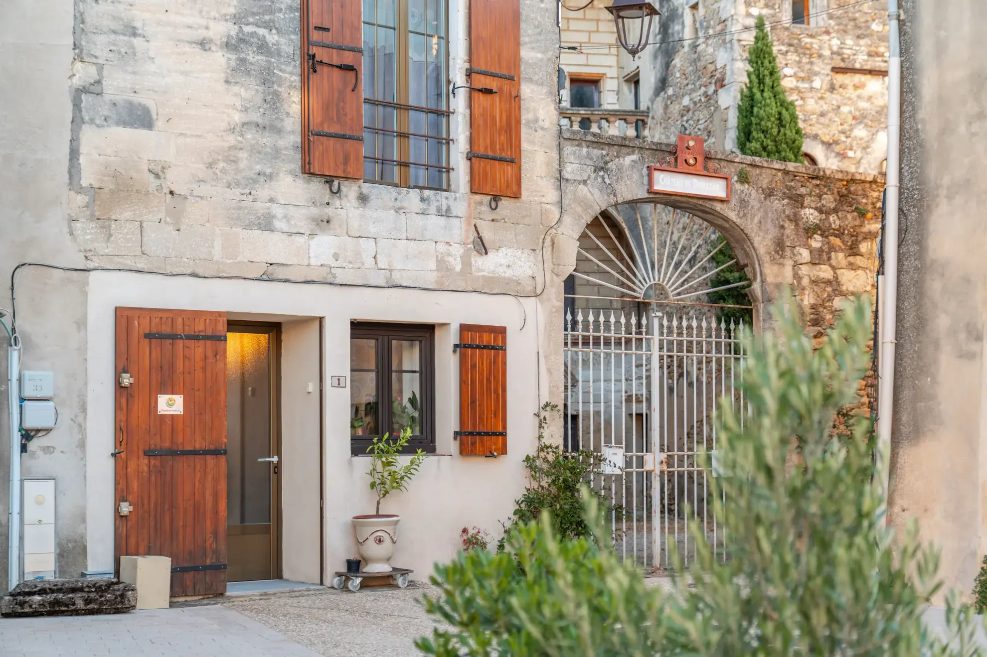 Maison de village à vendre à Domazan, potentiel familial et locatif dans un cadre charmant 
