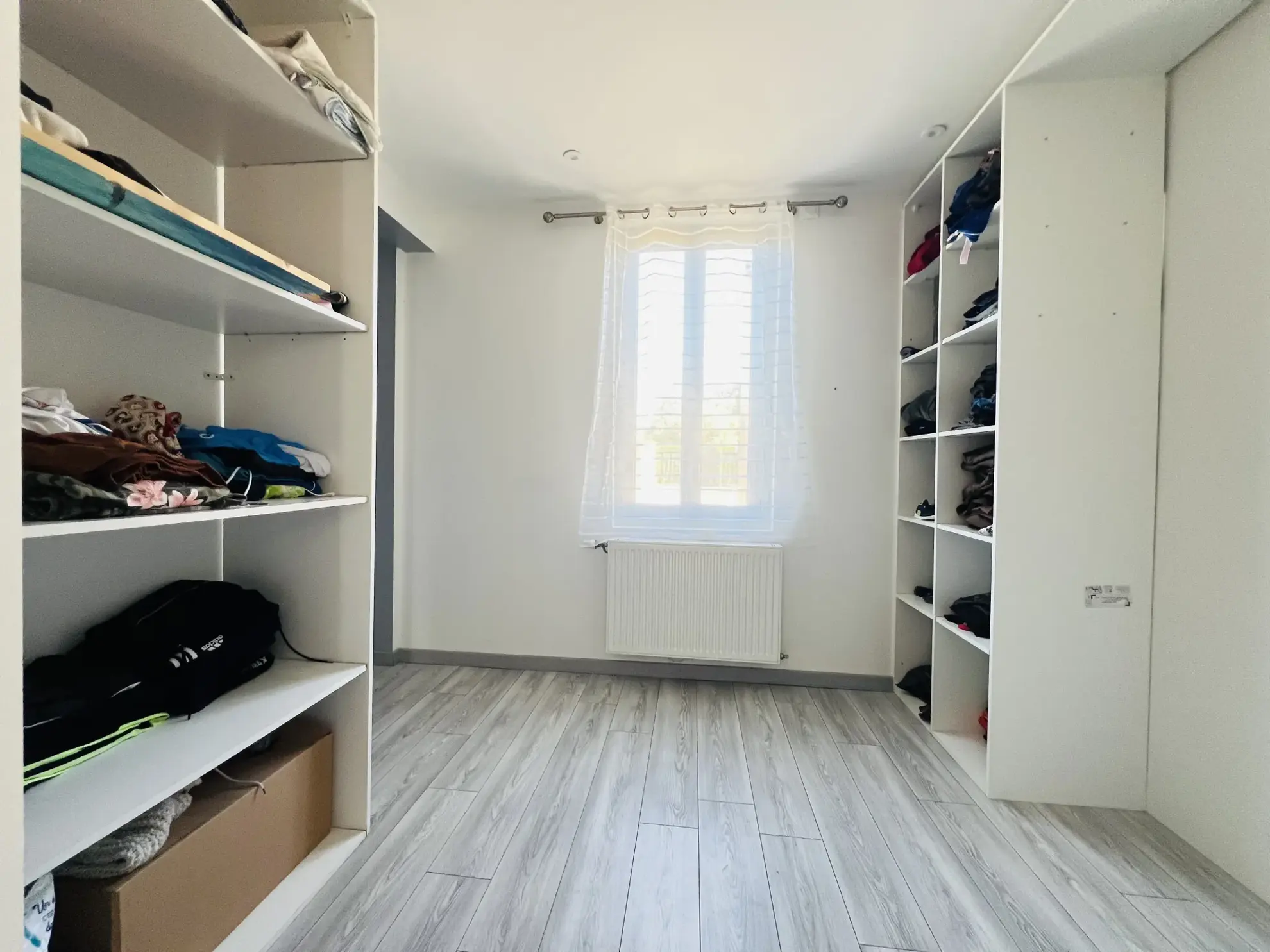 Maison 5 chambres avec jardin proche Auneau - Rénovée, lumineuse, spacieuse 