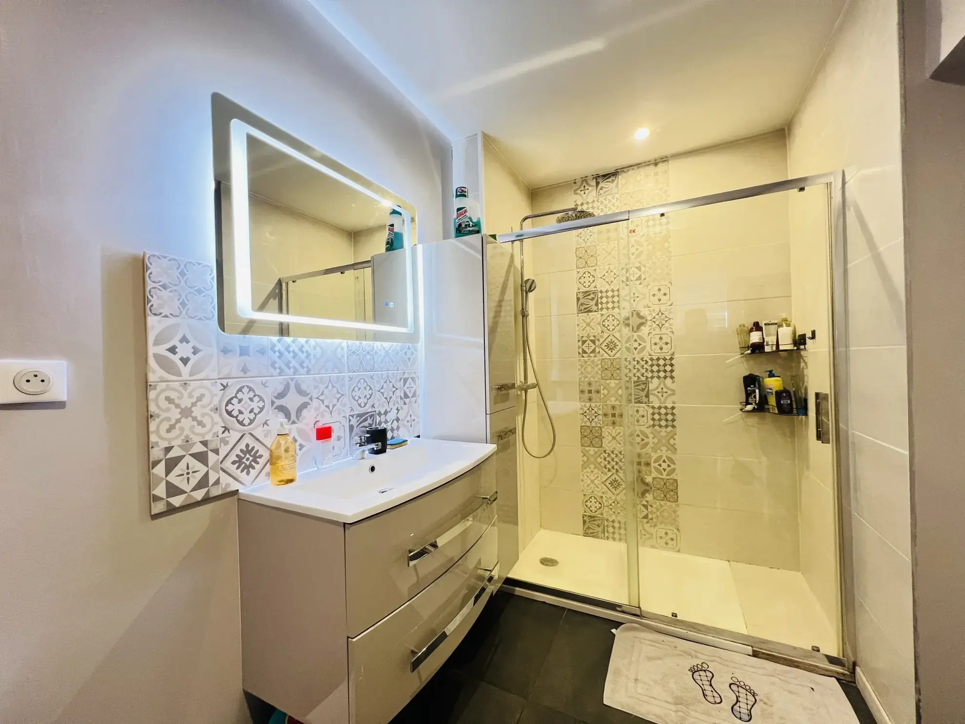 Maison 5 chambres avec jardin proche Auneau - Rénovée, lumineuse, spacieuse 