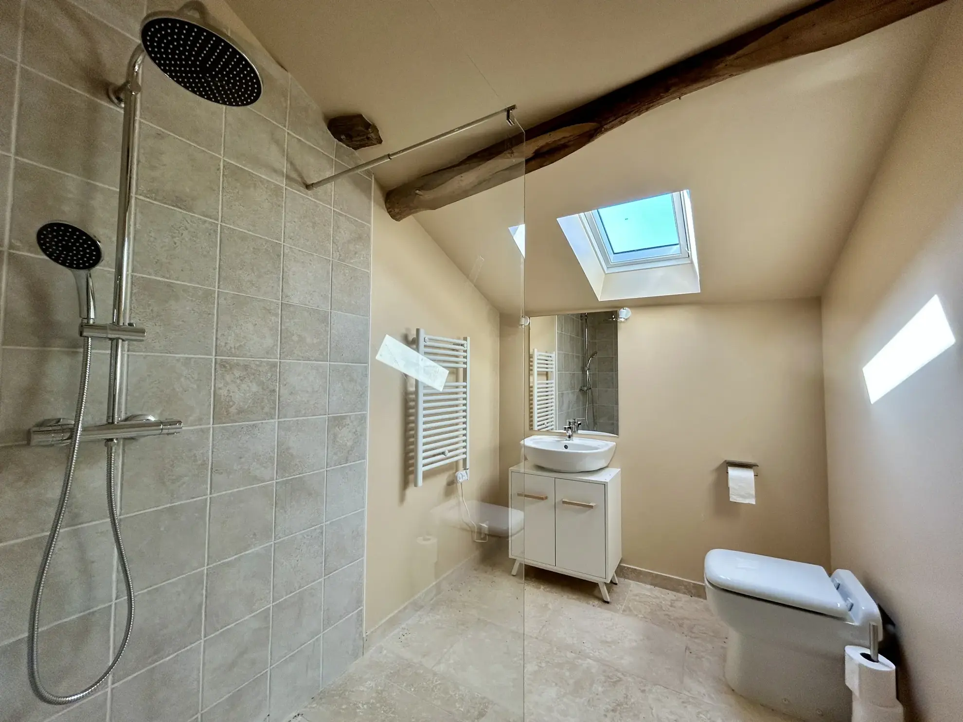 Maison de village rénovée à Esparsac, proche Beaumont de Lomagne avec terrasse sud et vue Pyrénées 