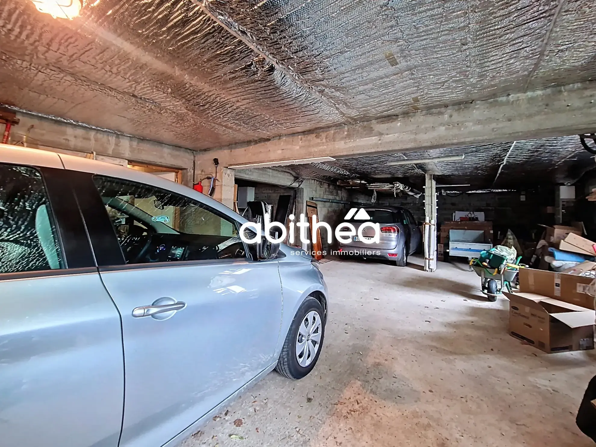 Maison familiale de 6 chambres avec piscine et grand volume à Fléac-sur-seugne 