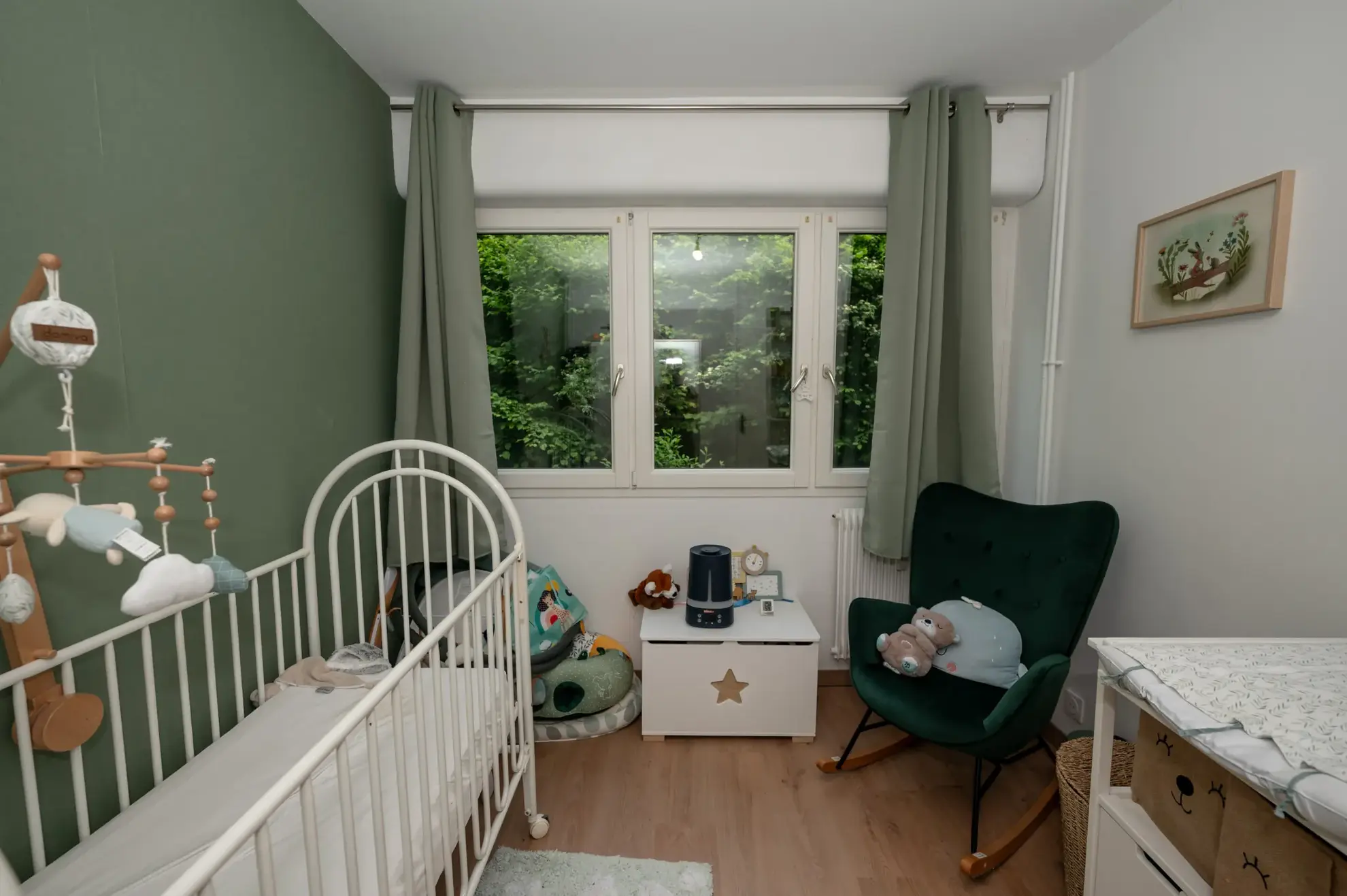 Appartement 4 pièces avec balcon, garage double et vue à Pontarlier 