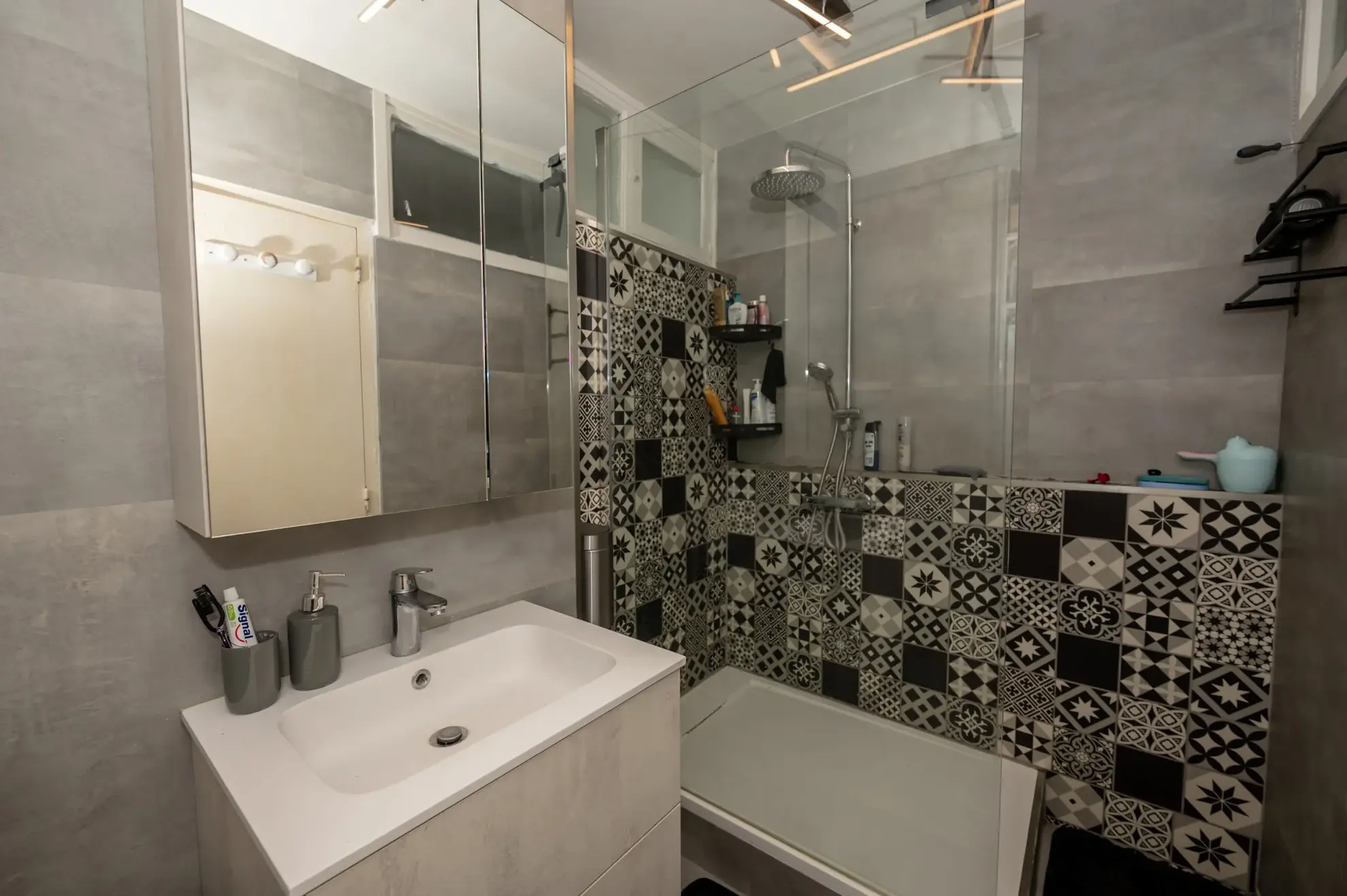 Appartement 4 pièces avec balcon, garage double et vue à Pontarlier 