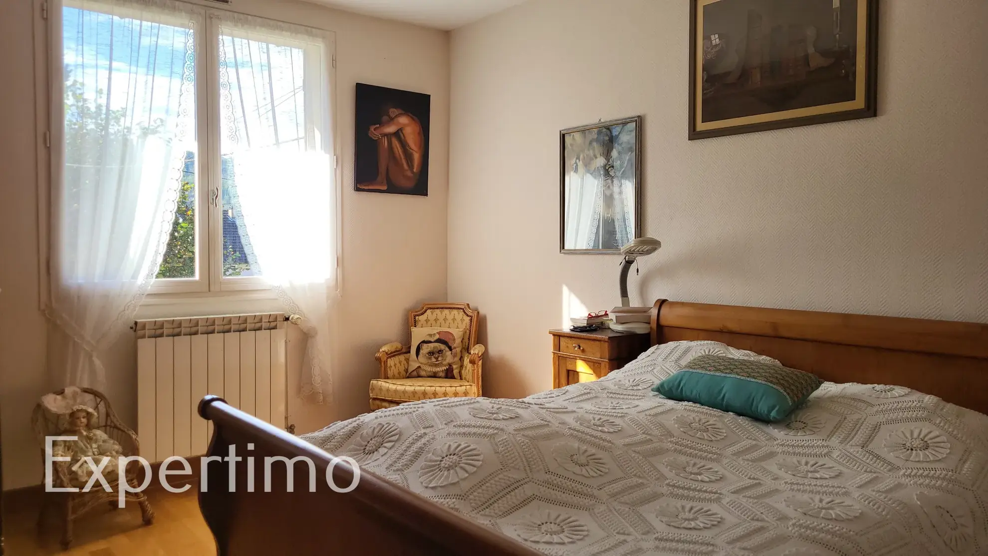 Maison à vendre à Conliège avec grand terrain et espaces modulables 