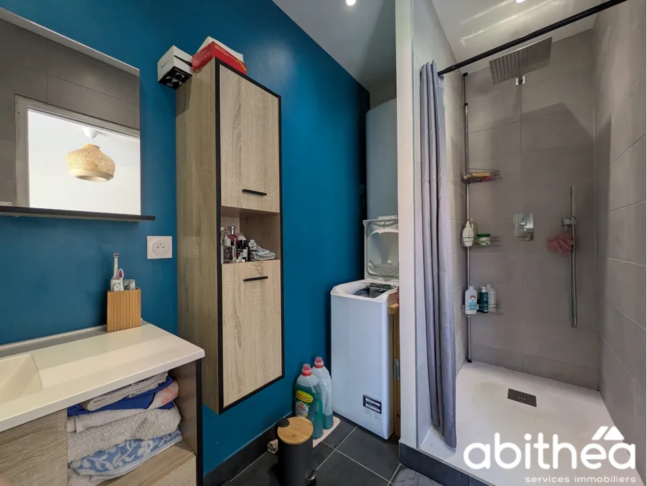 Appartement T2 entièrement rénové à Libourne, idéal pour vivre ou investir 