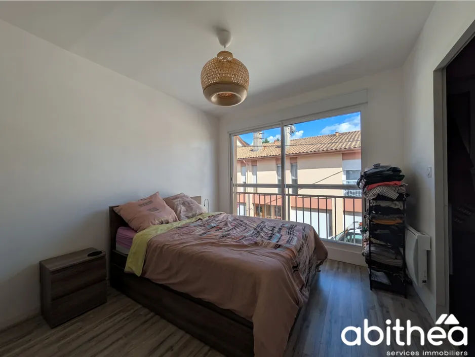 Appartement T2 entièrement rénové à Libourne, idéal pour vivre ou investir 