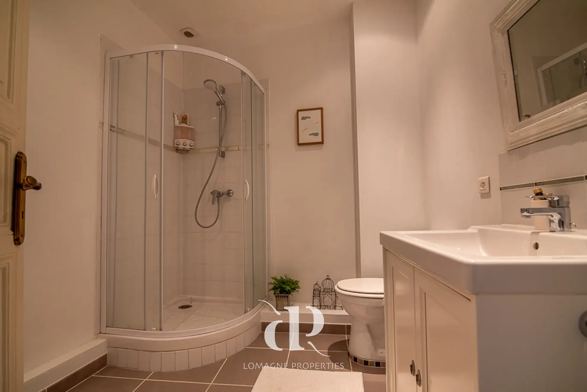 Spacieuse maison de village avec 4 chambres et jardin à Dunes, Tarn-et-Garonne 