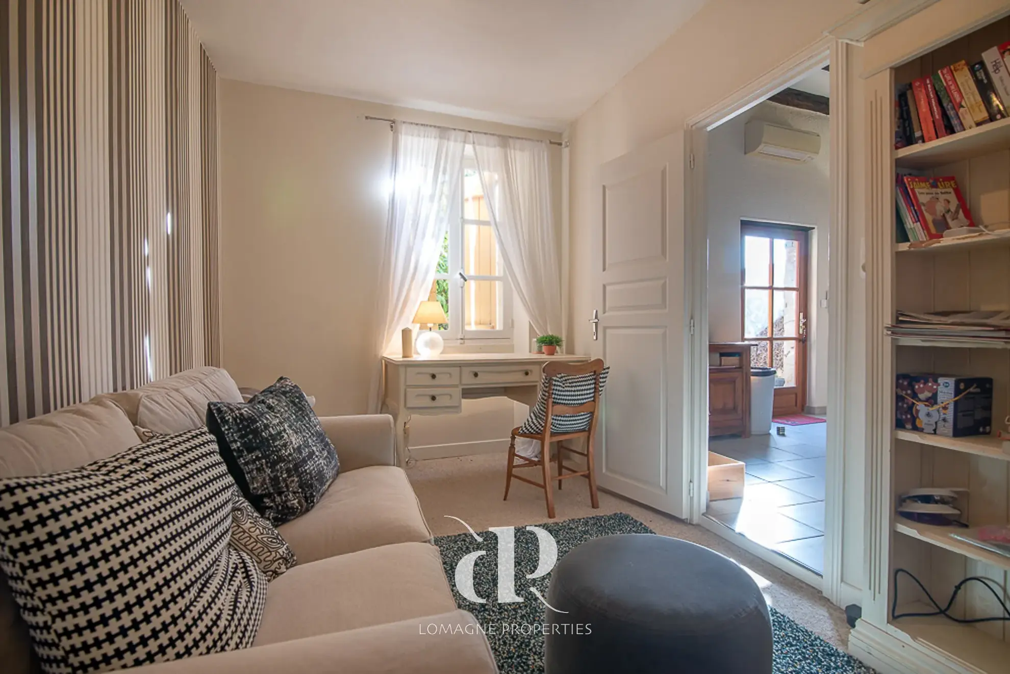 Spacieuse maison de village avec 4 chambres et jardin à Dunes, Tarn-et-Garonne 