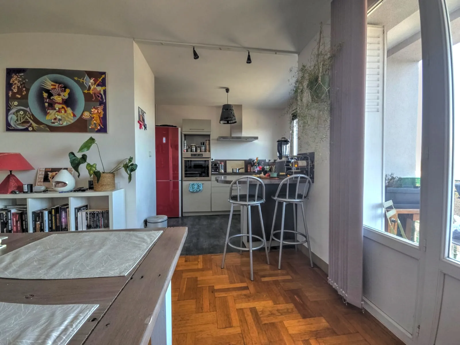 Appartement de 75 m² avec 2 chambres à Limoges, résidence sécurisée et parking 