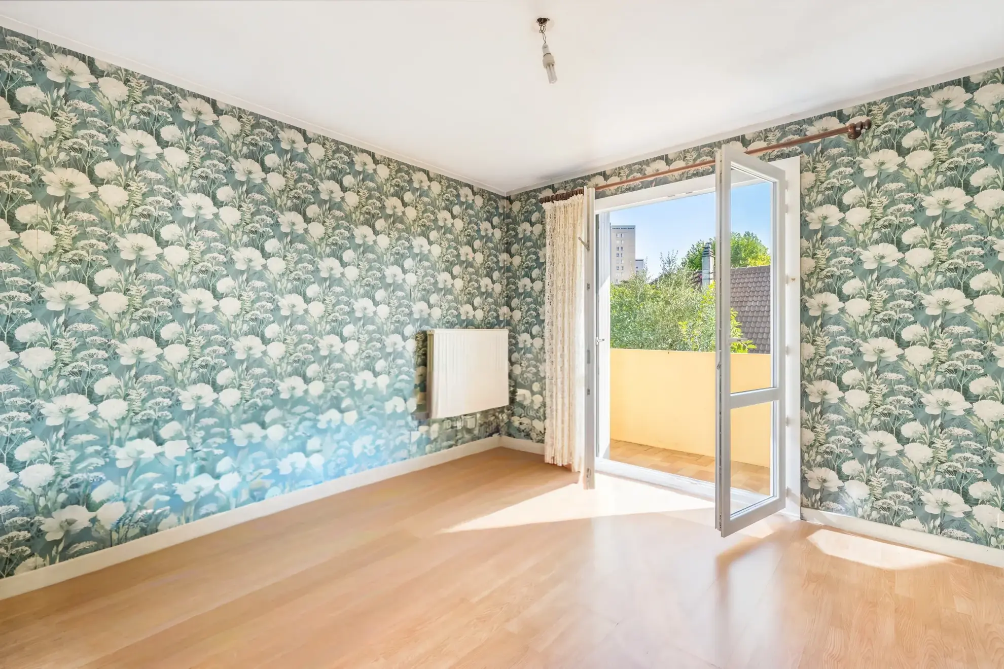 Maison à Vénissieux de 126 m² avec garage et jardin clos 