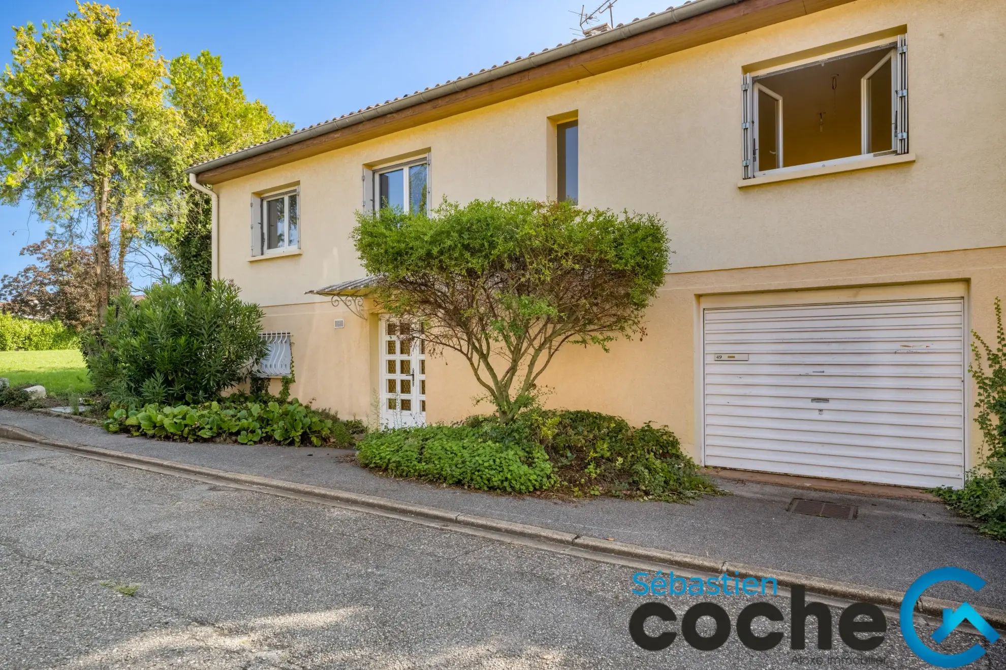 Maison à Vénissieux de 126 m² avec garage et jardin clos 