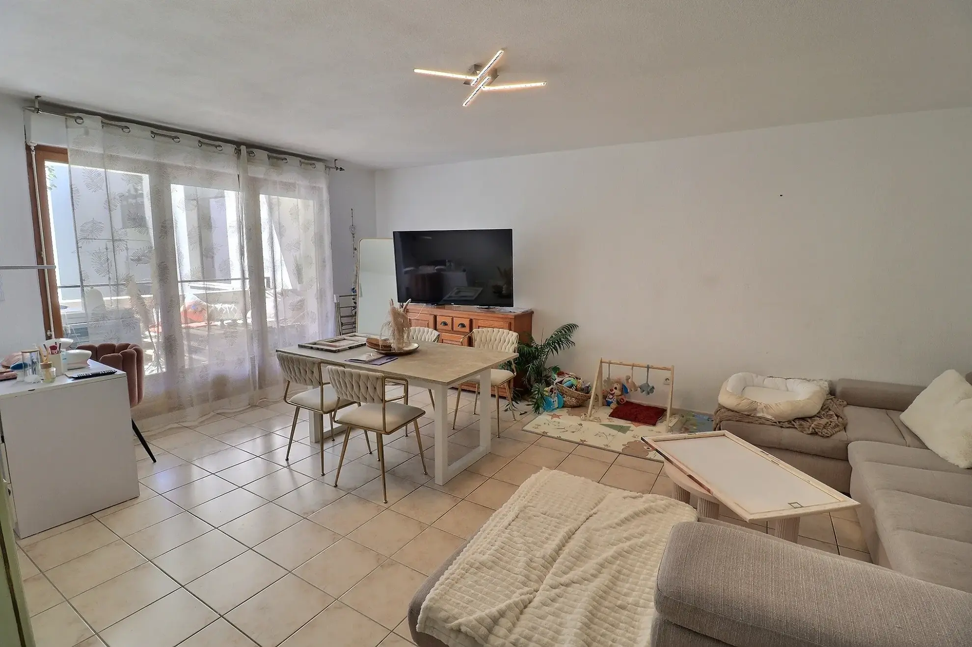 Appartement T3 à vendre à Lunel - 72,32 m² avec terrasse et parking sécurisé