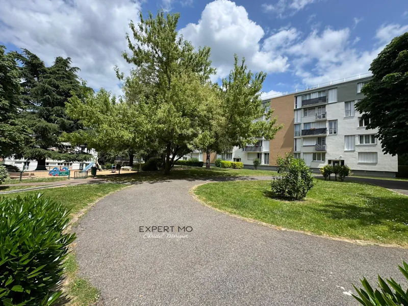 Achat d'un appartement T3 rénové de 66 m² à Lagny-sur-Marne