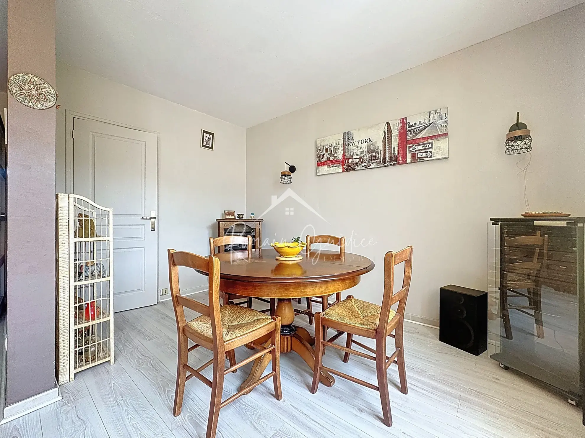 Vente appartement F4 à Millau avec vue dégagée, balcon et stationnement 