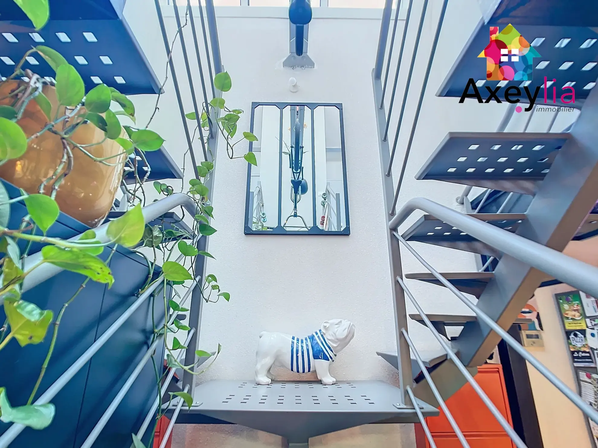 Belle maison moderne esprit loft avec garage et terrasse au Coteau 