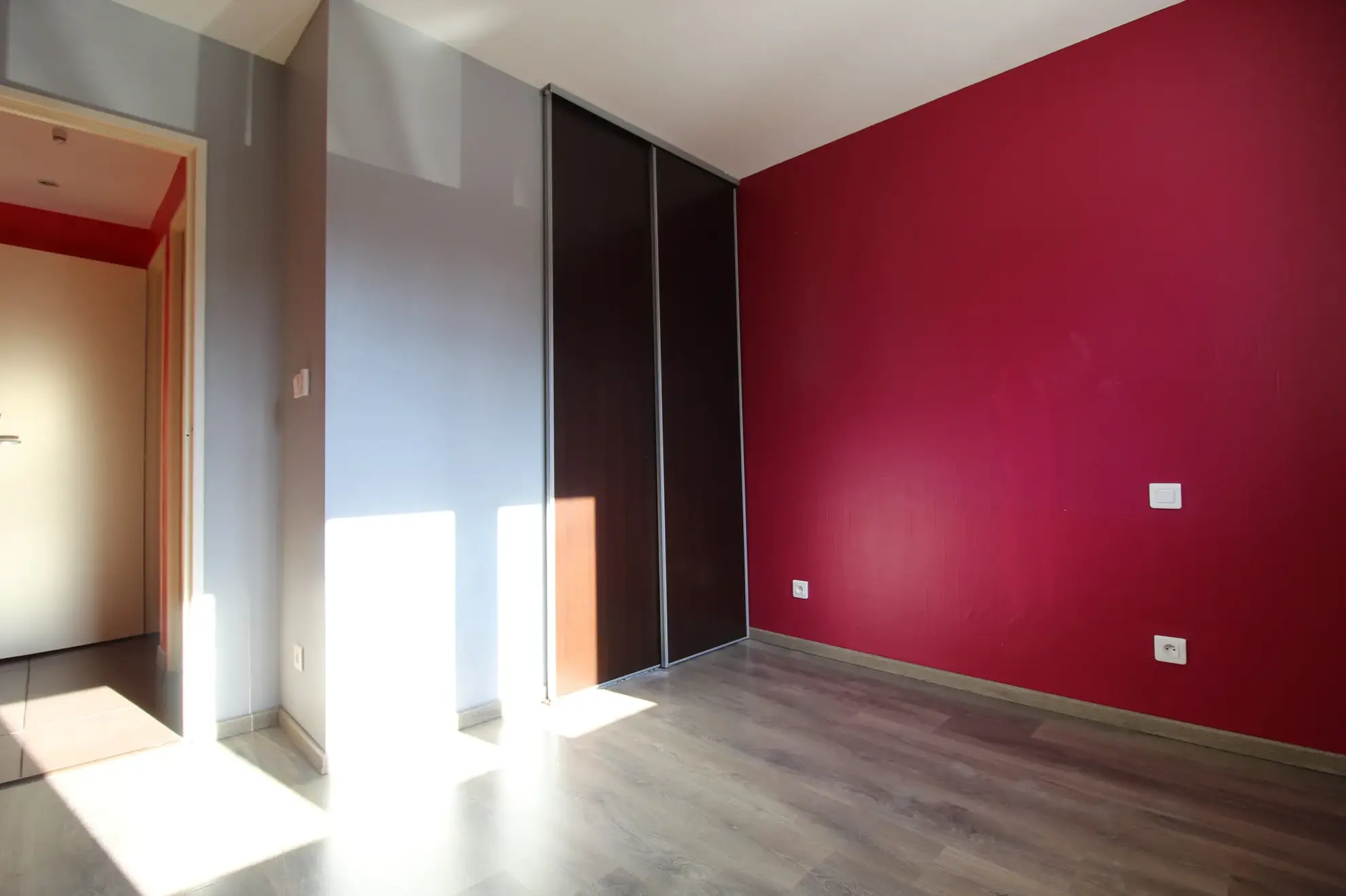Appartement Type 3 rénové de 48 m² à Millau au centre-ville 