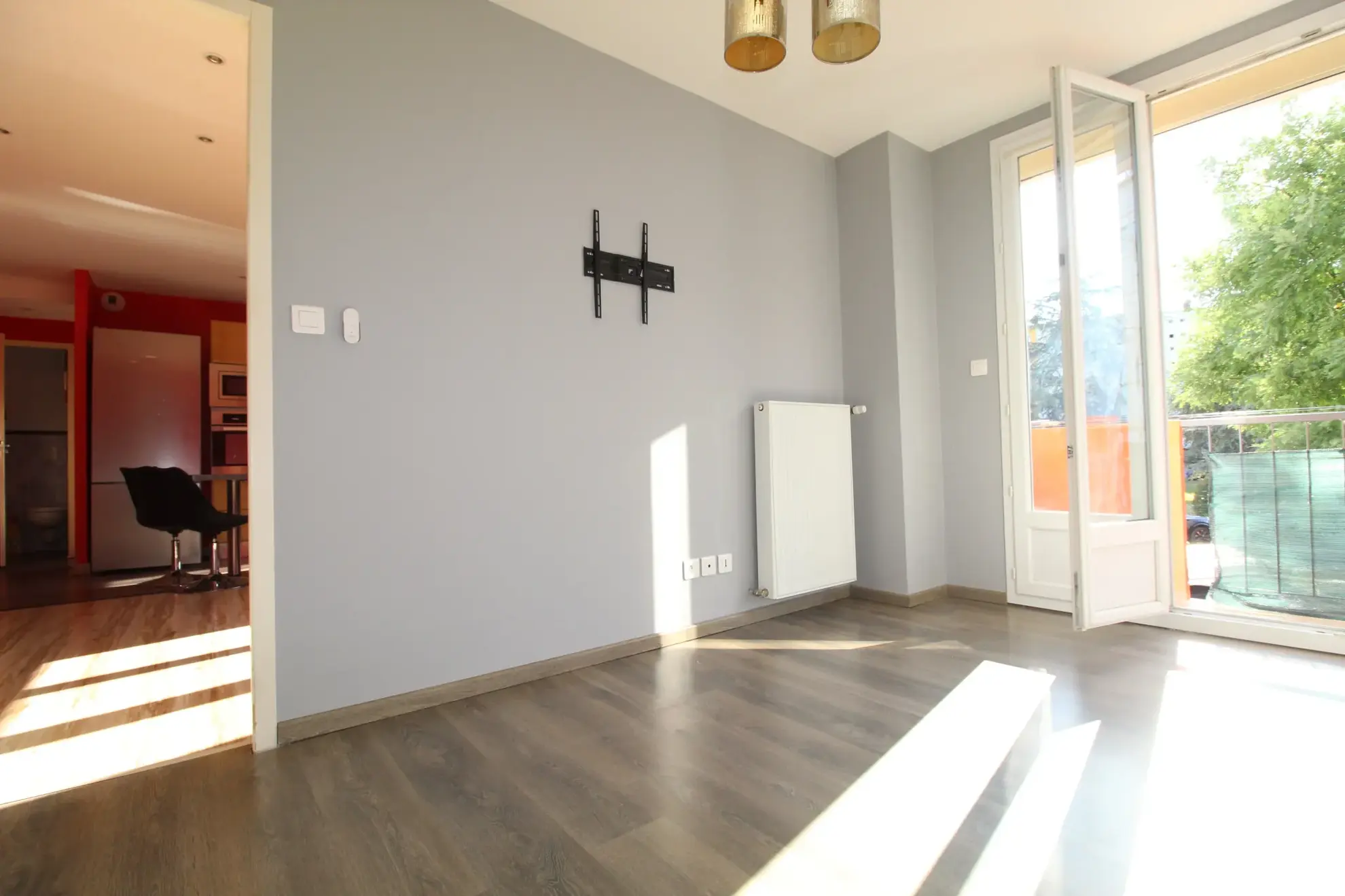 Appartement Type 3 rénové de 48 m² à Millau au centre-ville 