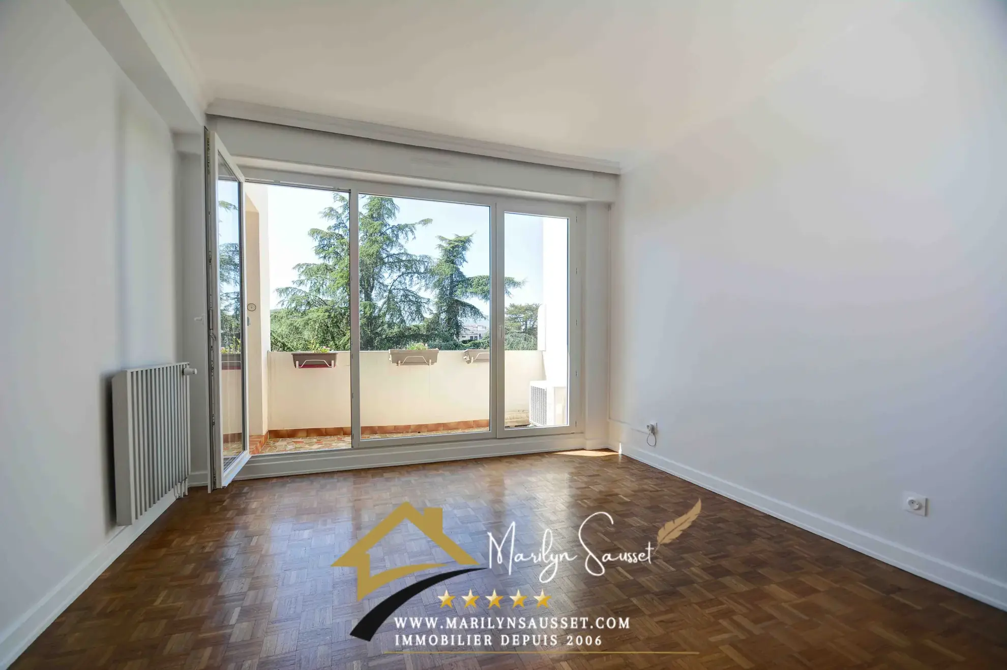 Appartement T3 avec piscine et balcon à Sainte-Foy-lès-Lyon 