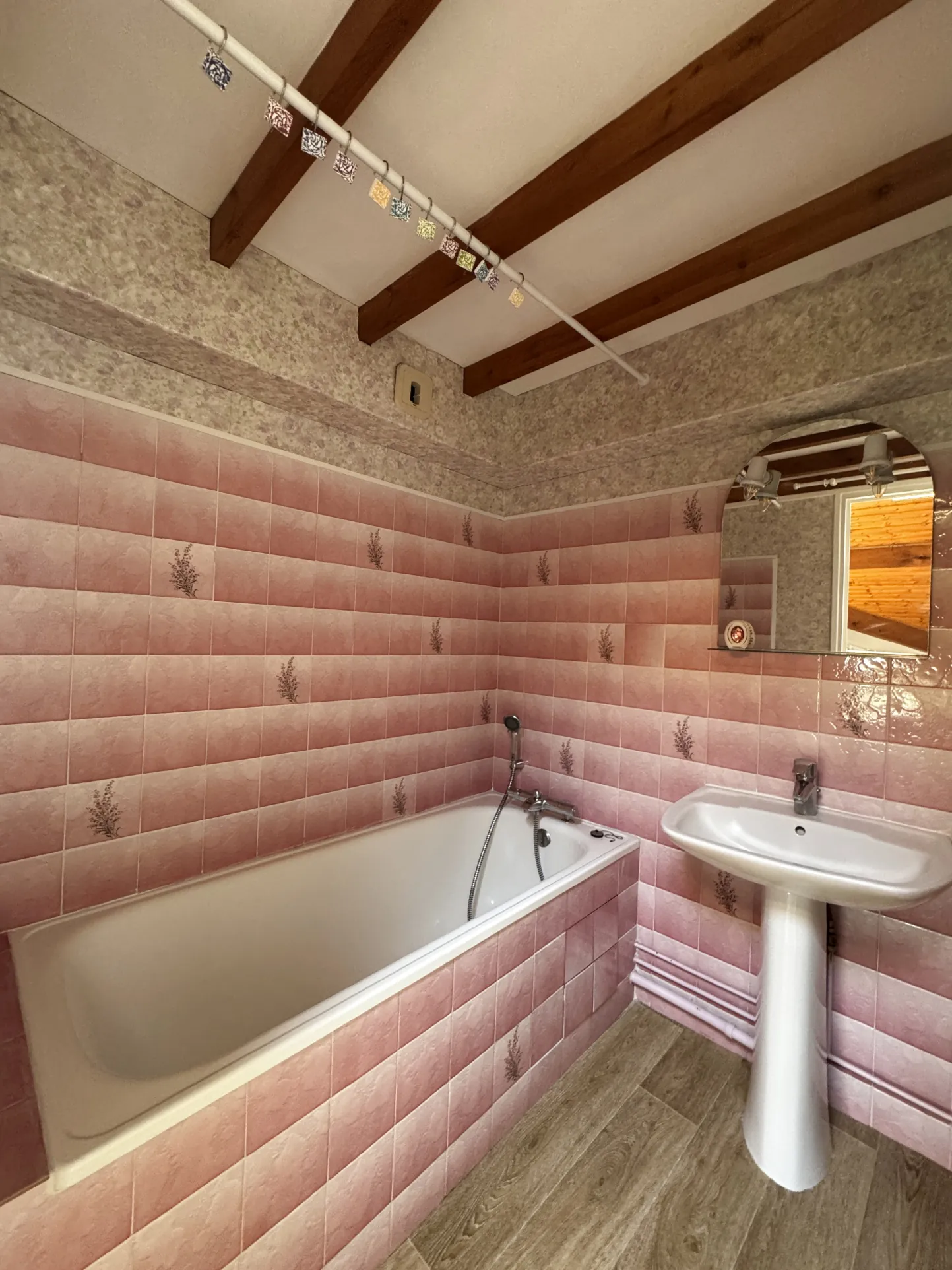 Appartement T2 lumineux avec balcon à Meschers-sur-Gironde - Secteur prisé 