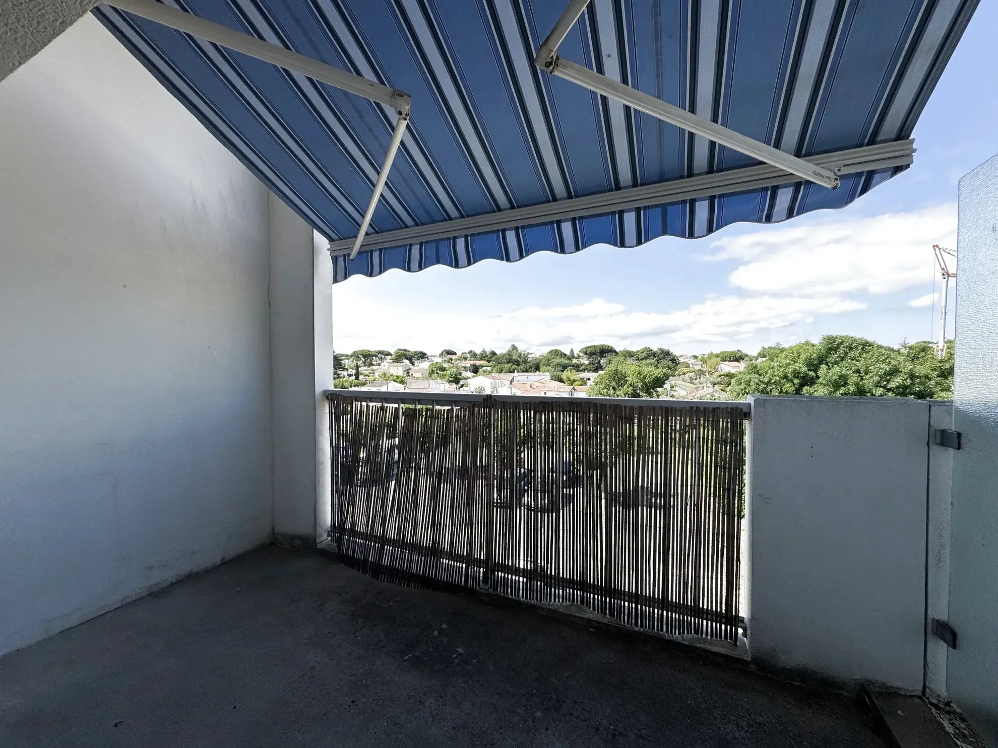 Appartement T2 lumineux avec balcon à Meschers-sur-Gironde - Secteur prisé 