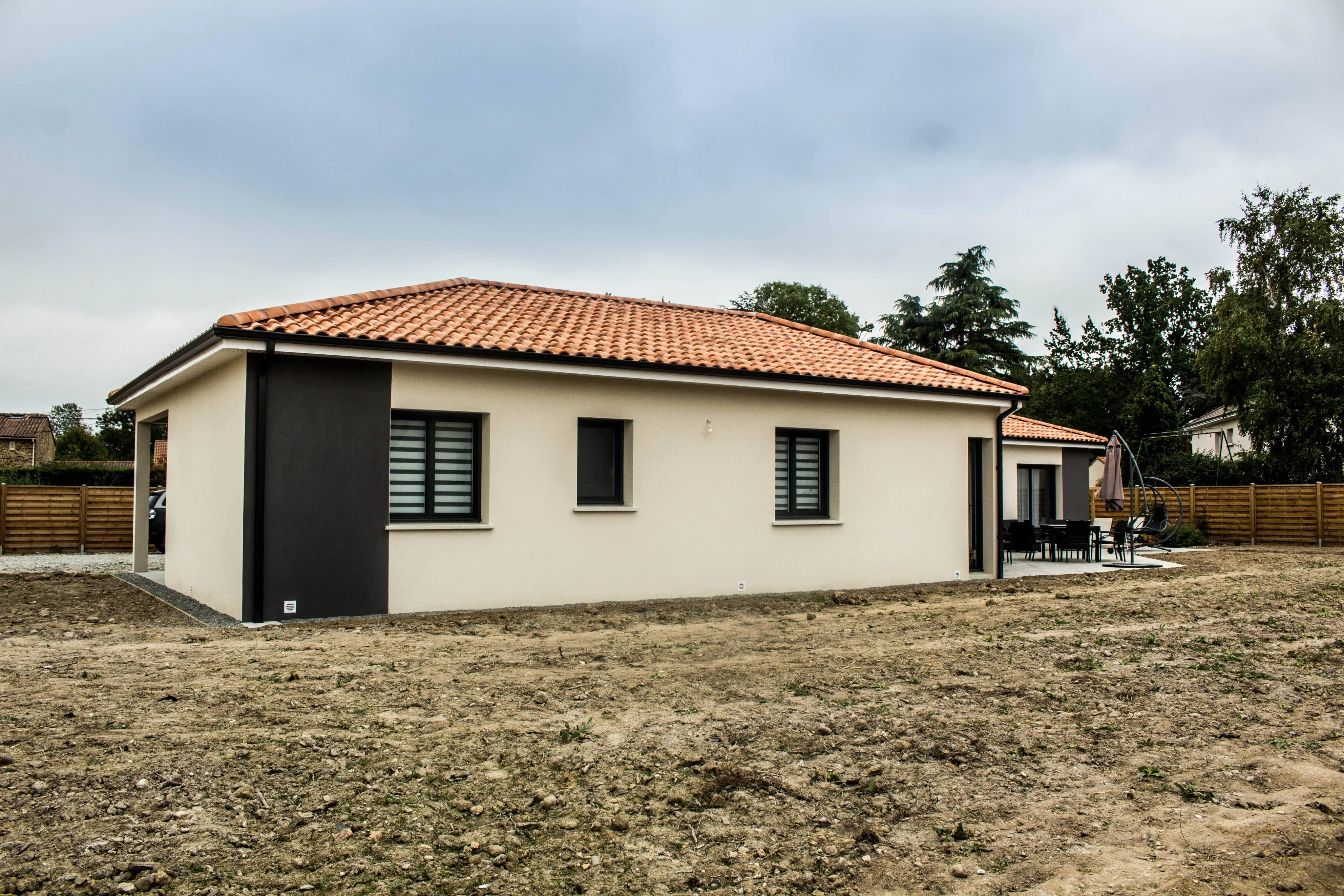 Maison de 105 m² à Saint-Germain-de-Fly, 3 chambres, environnement paisible