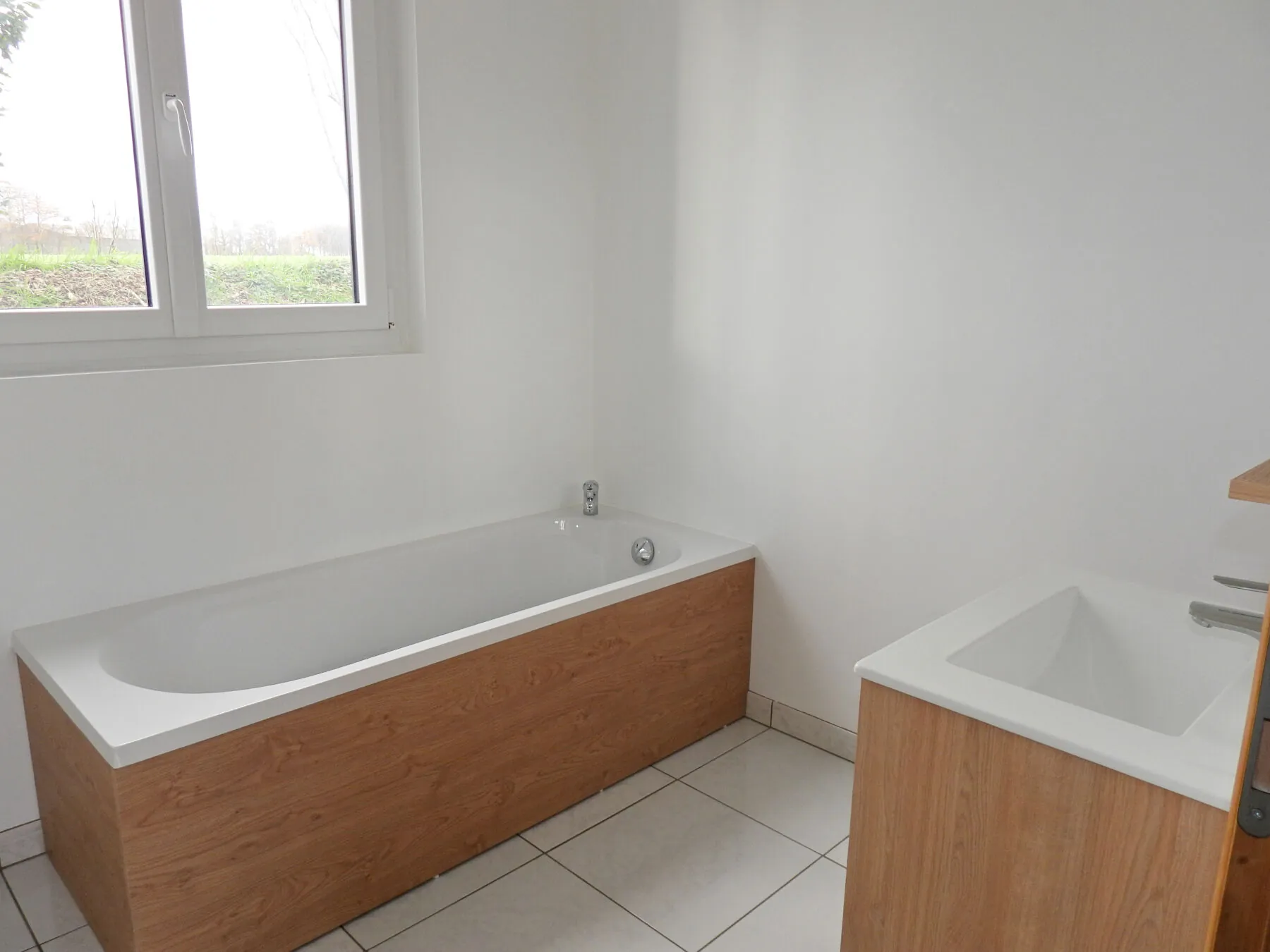 Maison de campagne rénovée avec terrain vaste près de Fécamp et Goderville 