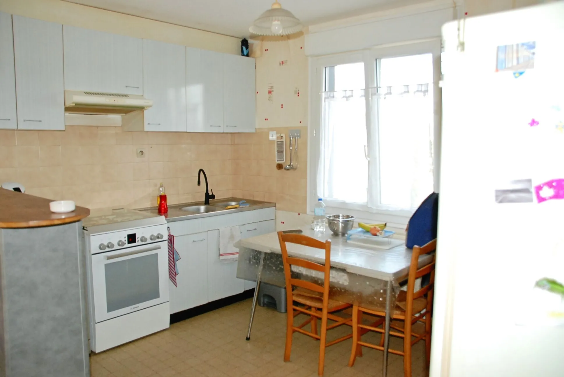 Maison mitoyenne à Fécamp avec 3 chambres, jardin et garage 