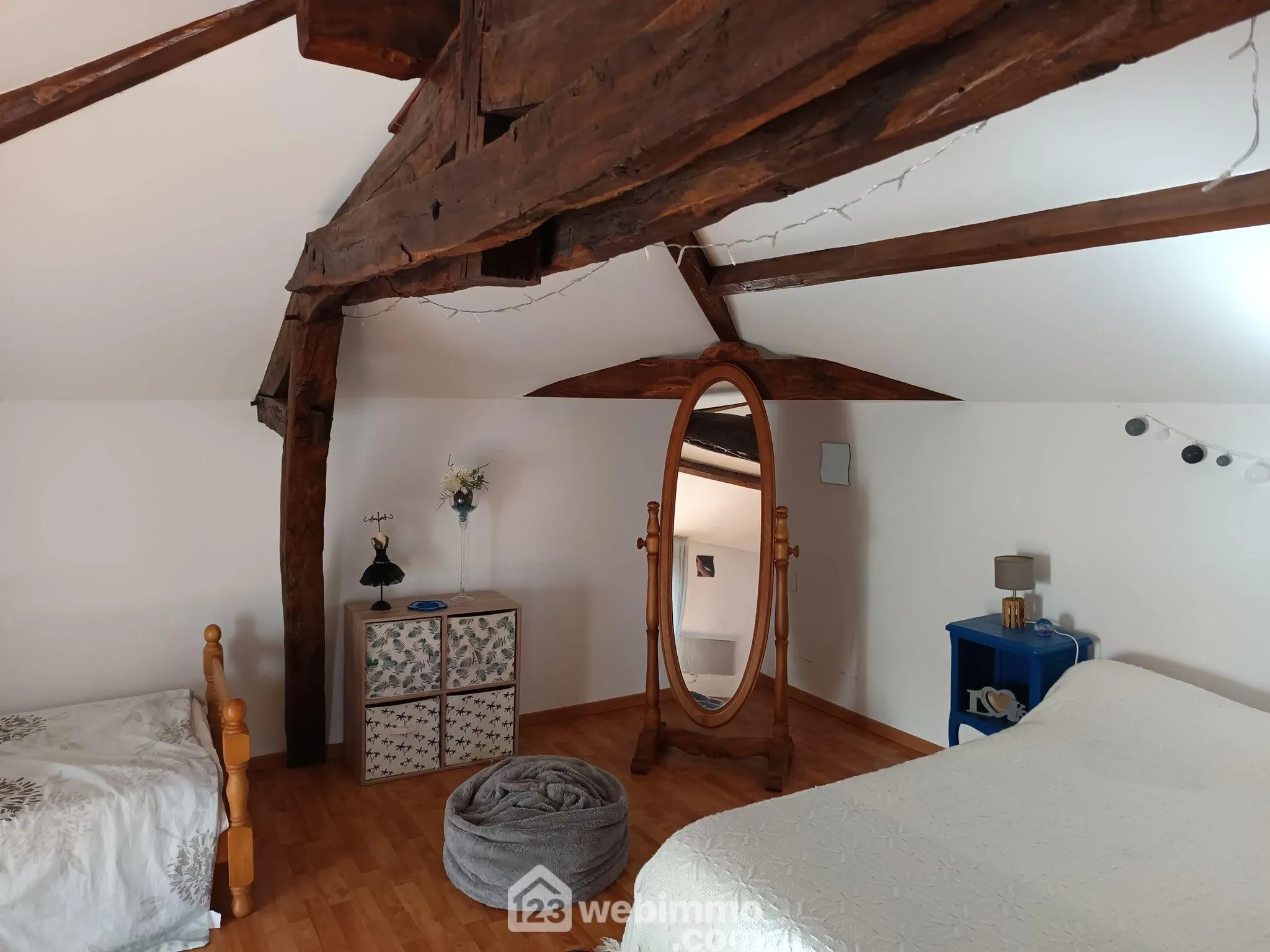 Maison de campagne avec terrain à Saint-Jean-Poutge, 240 m² 