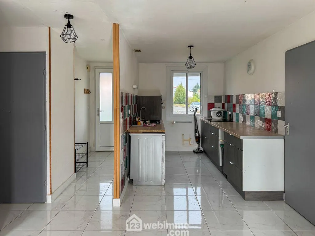 Maison de plain-pied à Sèvremont avec jardin et chauffage moderne 