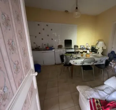 Achat maison à Nieuil de 143m² dès 11 000 euros - Vente aux enchères 