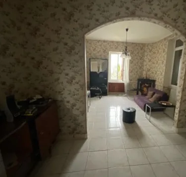 Achat maison à Nieuil de 143m² dès 11 000 euros - Vente aux enchères 