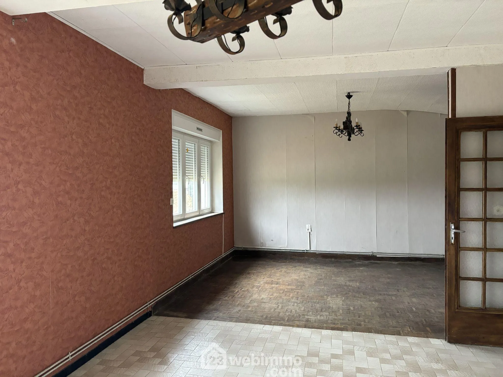 Corps de ferme avec maison, grange et terrain à Étain - 165 m² 