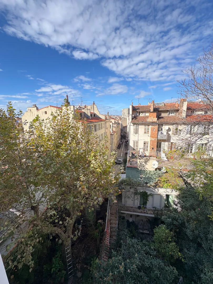 Studio à vendre à Marseille de 18 m² proche Lycée Thiers 